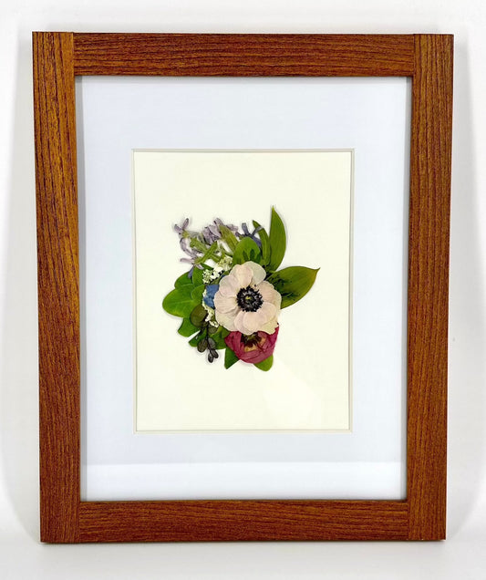 Boutonnière Frame